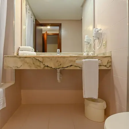Hotel O7 Club Cala Ratajda