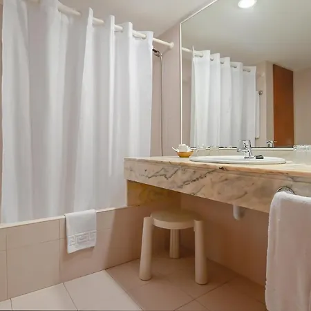 O7 Club Cala Ratajda Hotel