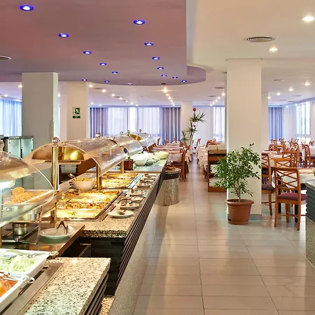O7 Club Cala Ratajda 3*