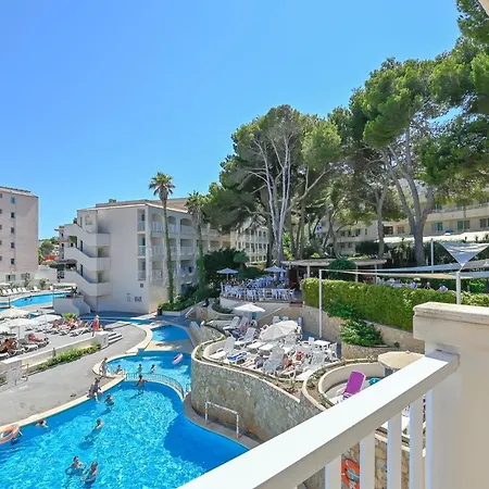 O7 Club Cala Ratajda 3*