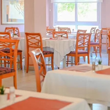 O7 Club Cala Ratajda Cala Ratjada (Mallorca)