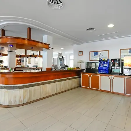 O7 Club Cala Ratajda 3*