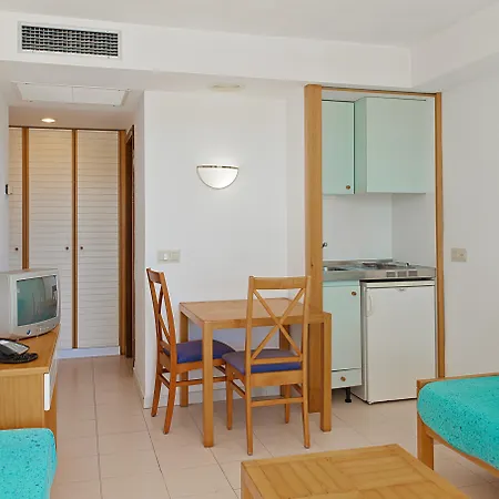 O7 Club Cala Ratajda ホテル 3*