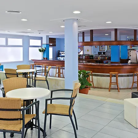 O7 Club Cala Ratajda ホテル 3*