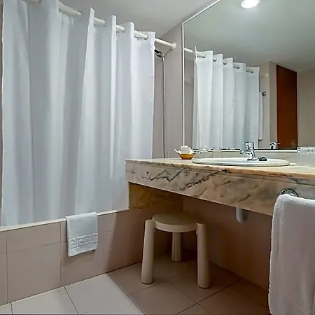 O7 Club Hotel 3*