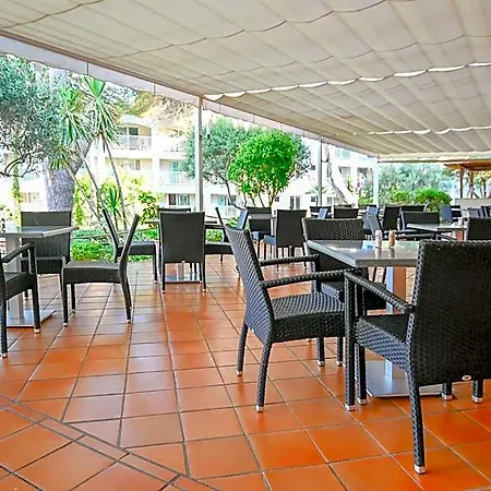 Hotel O7 Club